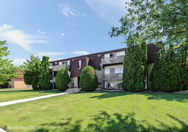 Building Photo - 20206 S Frankfort Square Rd