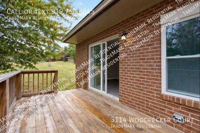 Building Photo - 3114 Woodpecker Ct