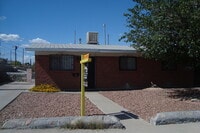Building Photo - Northeast El Paso Duplex