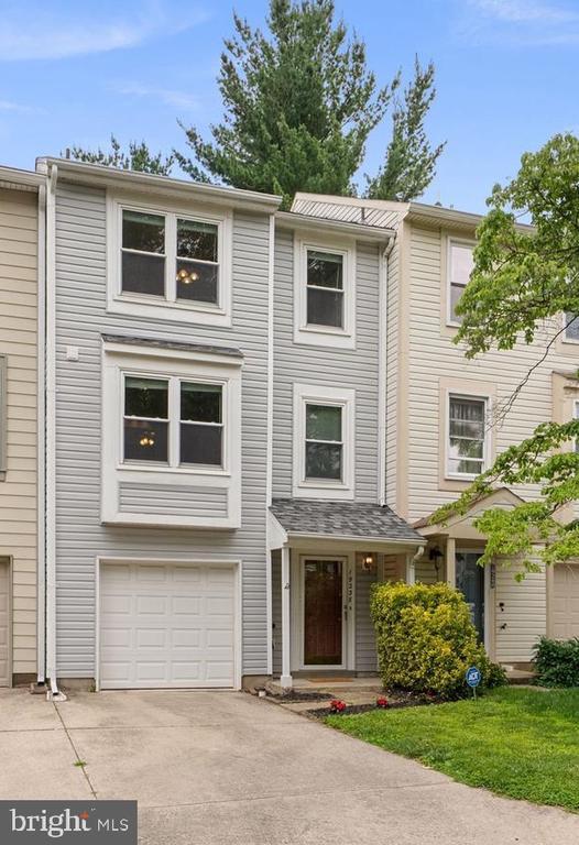 Building Photo - 19238 Wheatfield Terrace