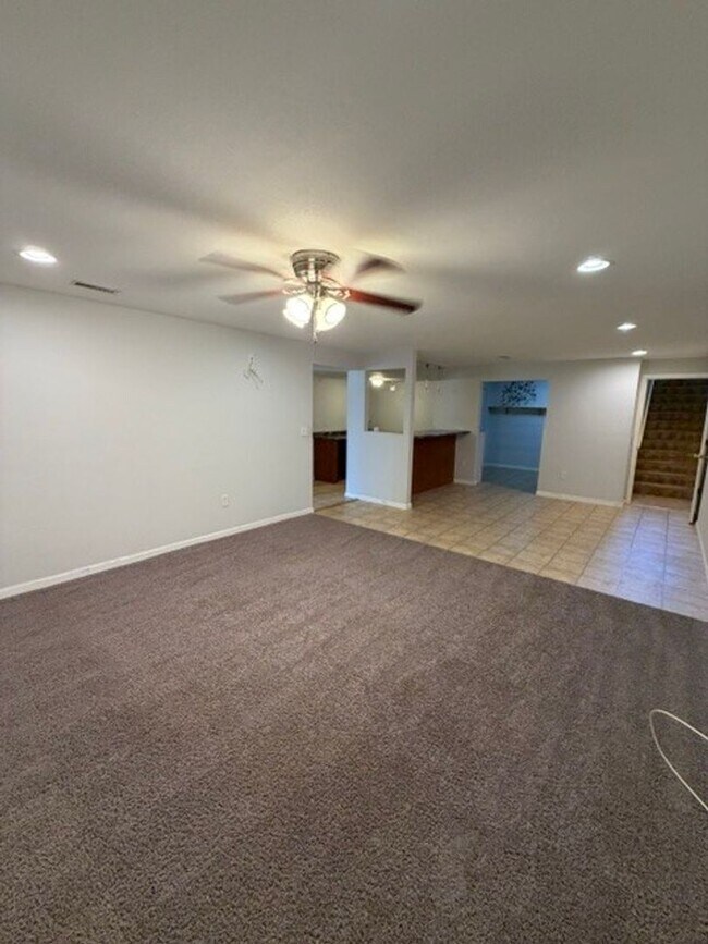Building Photo - 10925 Upland Terrace
