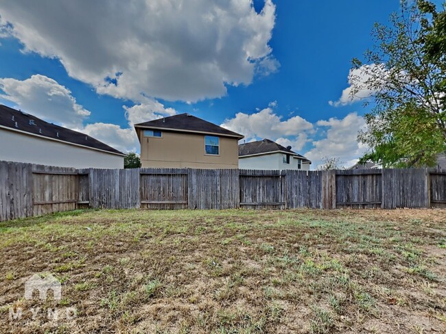 Building Photo - 15551 Kiplands Bend Dr