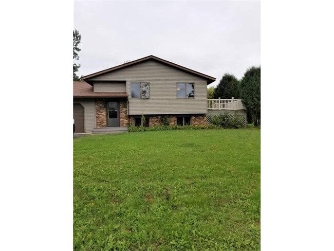 Primary Photo - 502 Prairie Ln