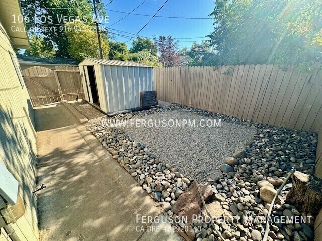 Building Photo - 106 Los Vegas Ave