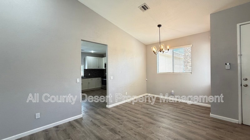 Building Photo - 9591 Capiland Rd