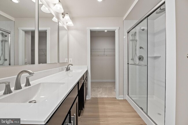 Building Photo - 21 Lyriq Ct