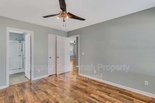 Building Photo - 132 Rocking Horse Ln