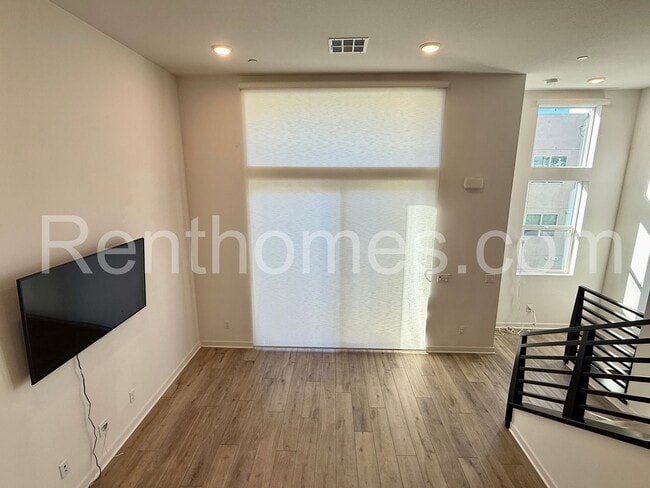 Building Photo - 10441 Harlow Cir