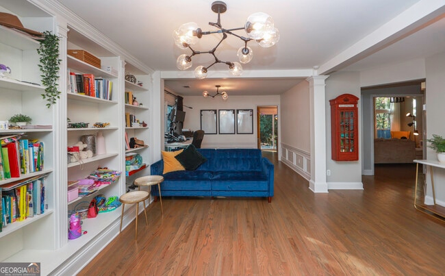 Building Photo - 9900 Barston Ct