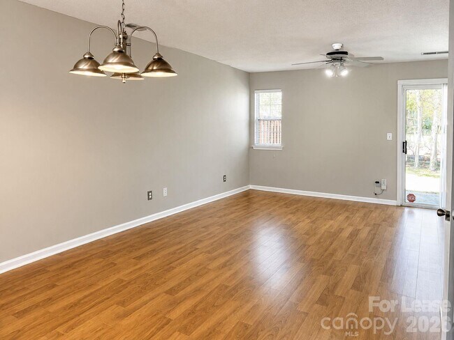 Building Photo - 2225 Preakness Ct