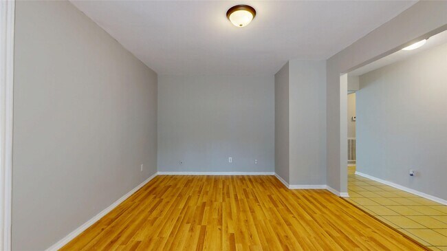 Building Photo - 5127 Girnigoe Dr