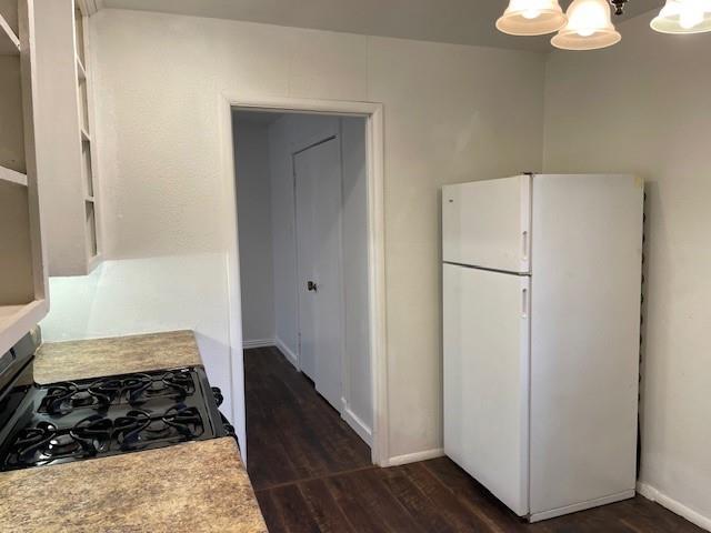 Building Photo - 733 Shelton St