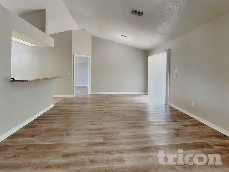 Building Photo - 7352 Bolten Ln