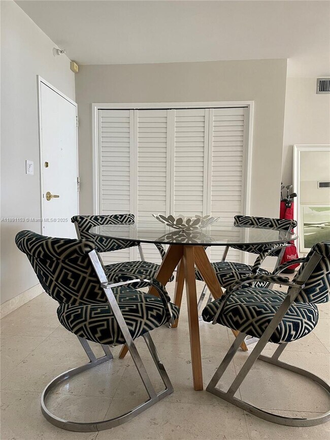 Building Photo - 5700 Collins Ave