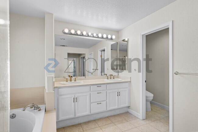 Building Photo - 2960 Stallion Way