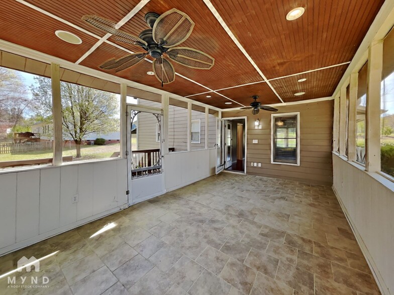 Building Photo - 613 Jordan Ridge Ln