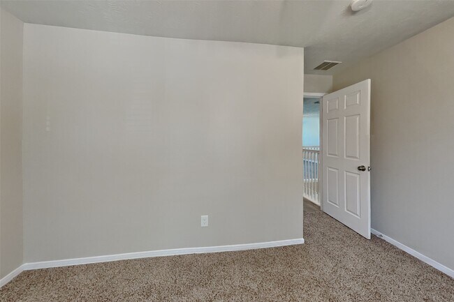 Building Photo - 17903 Timber Crossing Ln