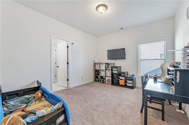 Building Photo - 7555 Scarlet Dr