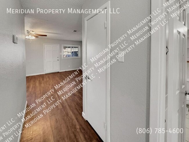 Building Photo - 2107 35th St