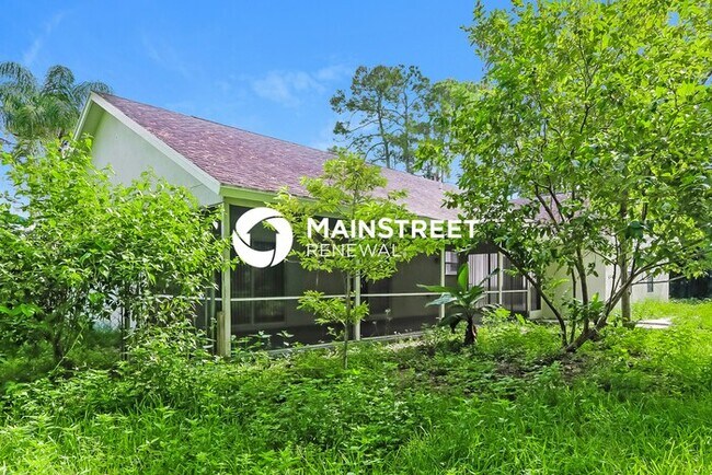 Building Photo - 3 Bedroom Pet-Friendly Home in Loxahatchee...
