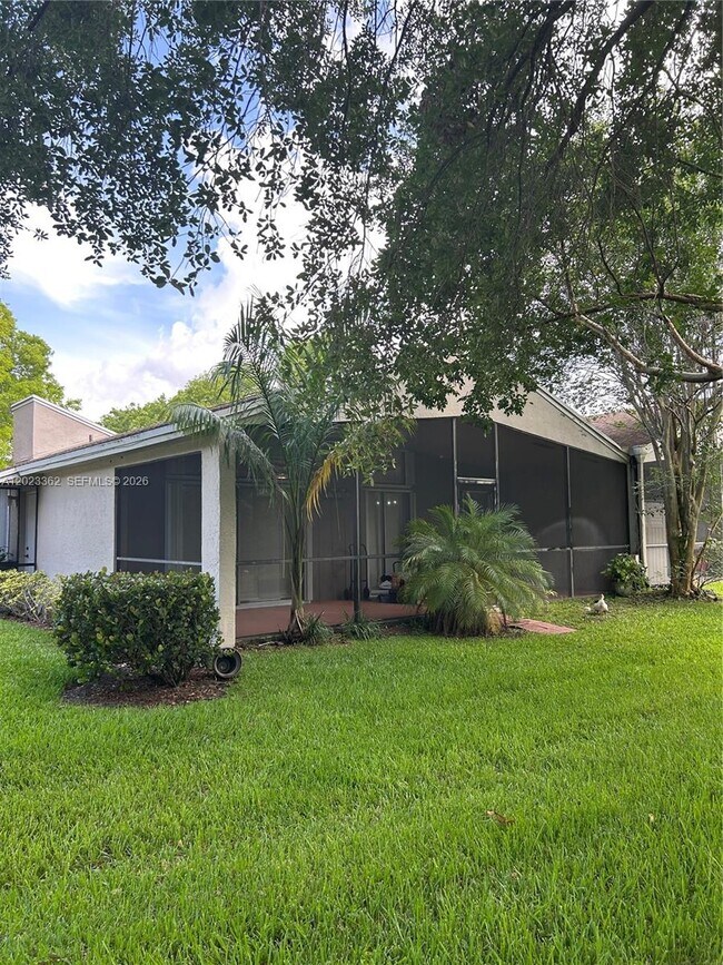 Building Photo - 578 Woodgate Cir