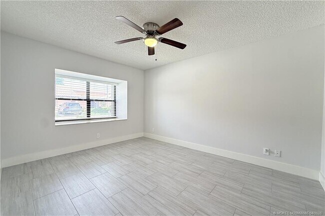 Building Photo - 3505 SW Quail Meadow Trail