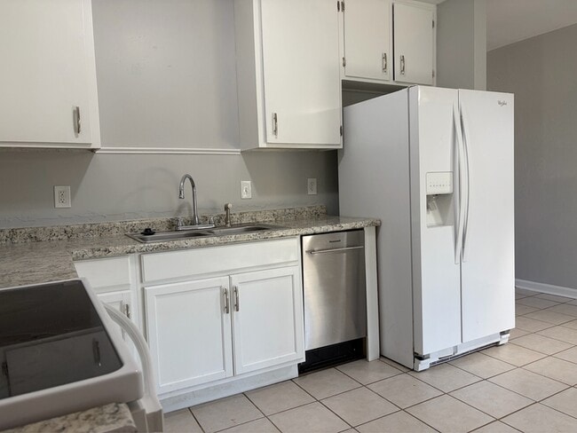 Building Photo - 2913 Riddle Ct