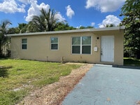 Building Photo - 630 N 69th Ave