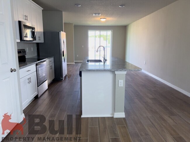 Building Photo - 5276 Luke Hammock St