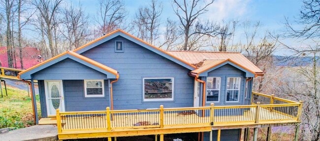 Building Photo - 73 Willow Tree Cir