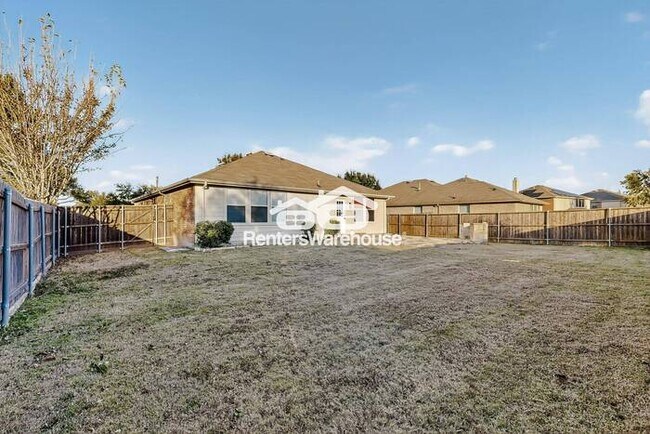 Building Photo - Completely Refreshed Forney Home MOVE IN R...