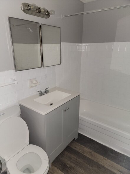 Building Photo - 13540 Superior Rd