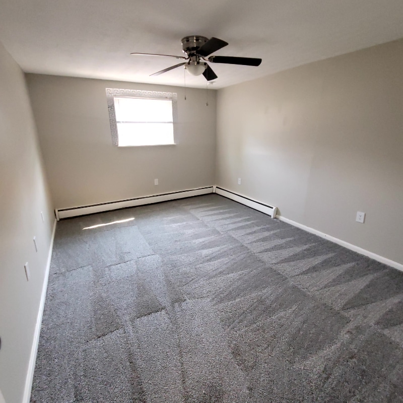 Building Photo - 201 Rose Ln St SW