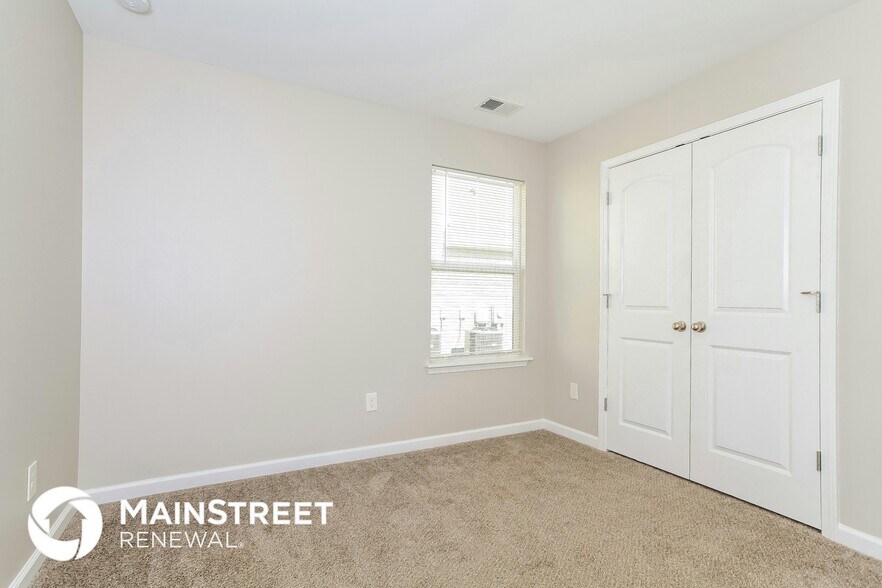 Building Photo - 2509 Guildhall Ln