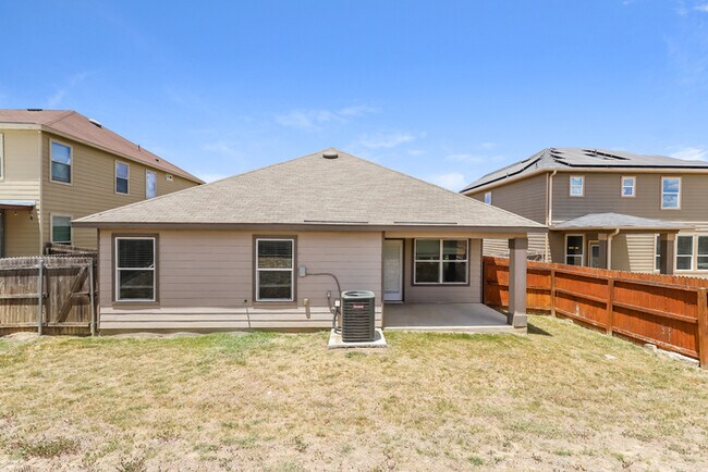 Building Photo - 6806 Slaton Fields