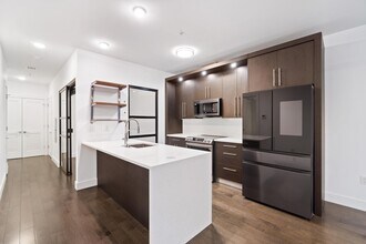 Building Photo - 6401 Park Ave