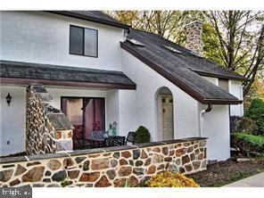Building Photo - 127 Pinecrest Ln