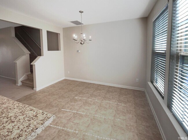 Building Photo - 3 Bedroom 2.5 Bathroom End Unit Townhome w/ 1 car garage, fenced in backyard in Flowers Plantatio...