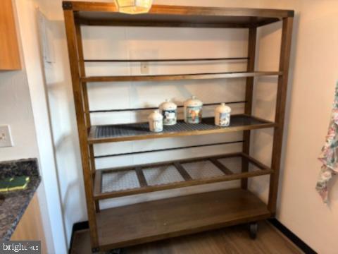 Building Photo - 5913 Mayflower Ct