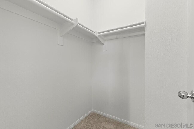 Building Photo - 11370 W San Raphael