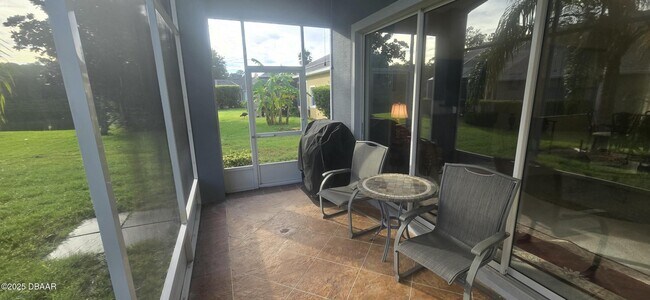 Building Photo - 1279 Royal Pointe Ln