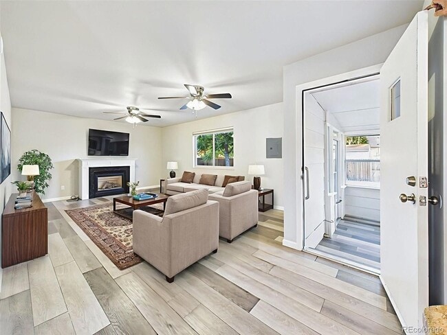 Building Photo - 3065 Penmoor Dr