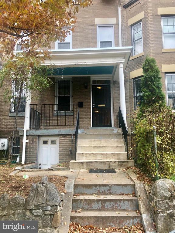 Building Photo - 728 Rock Creek Church Rd NW