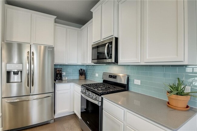 Building Photo - 1218 Falconer Wy