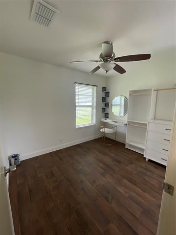 Building Photo - 214 Glory Ave