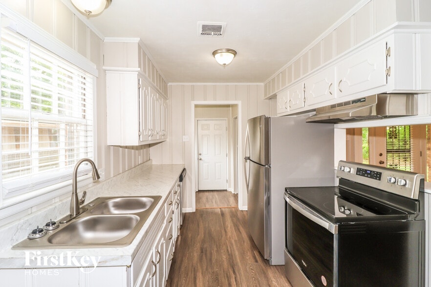 Building Photo - 1781 Dorrie Ln