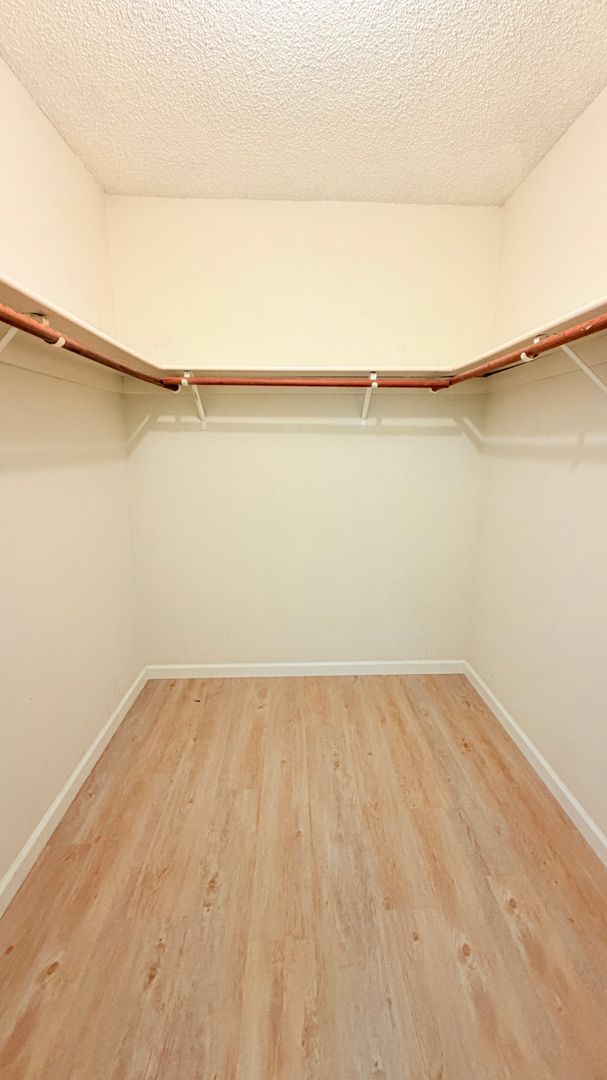 Building Photo - 228 Puddingstone Rd