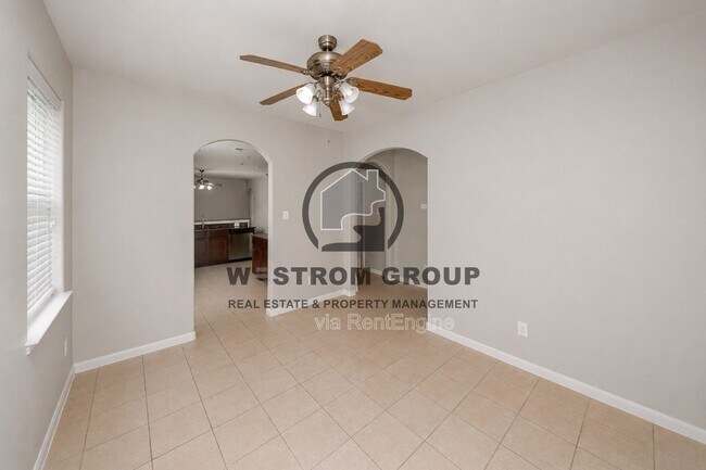Building Photo - 12645 Forest Lawn Rd