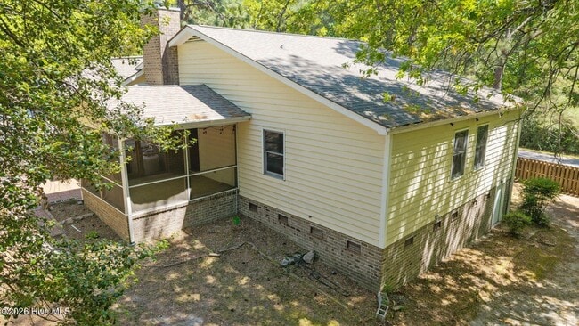 Building Photo - 24 Spring Lake Dr