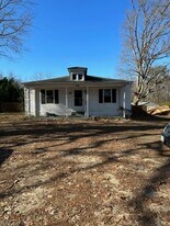 Building Photo - 6690 S Beulah Rd